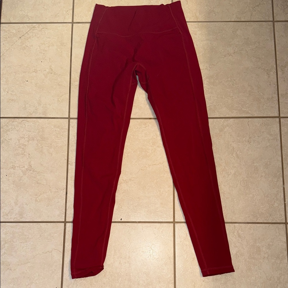 Alphalete flattering Red Leggings
